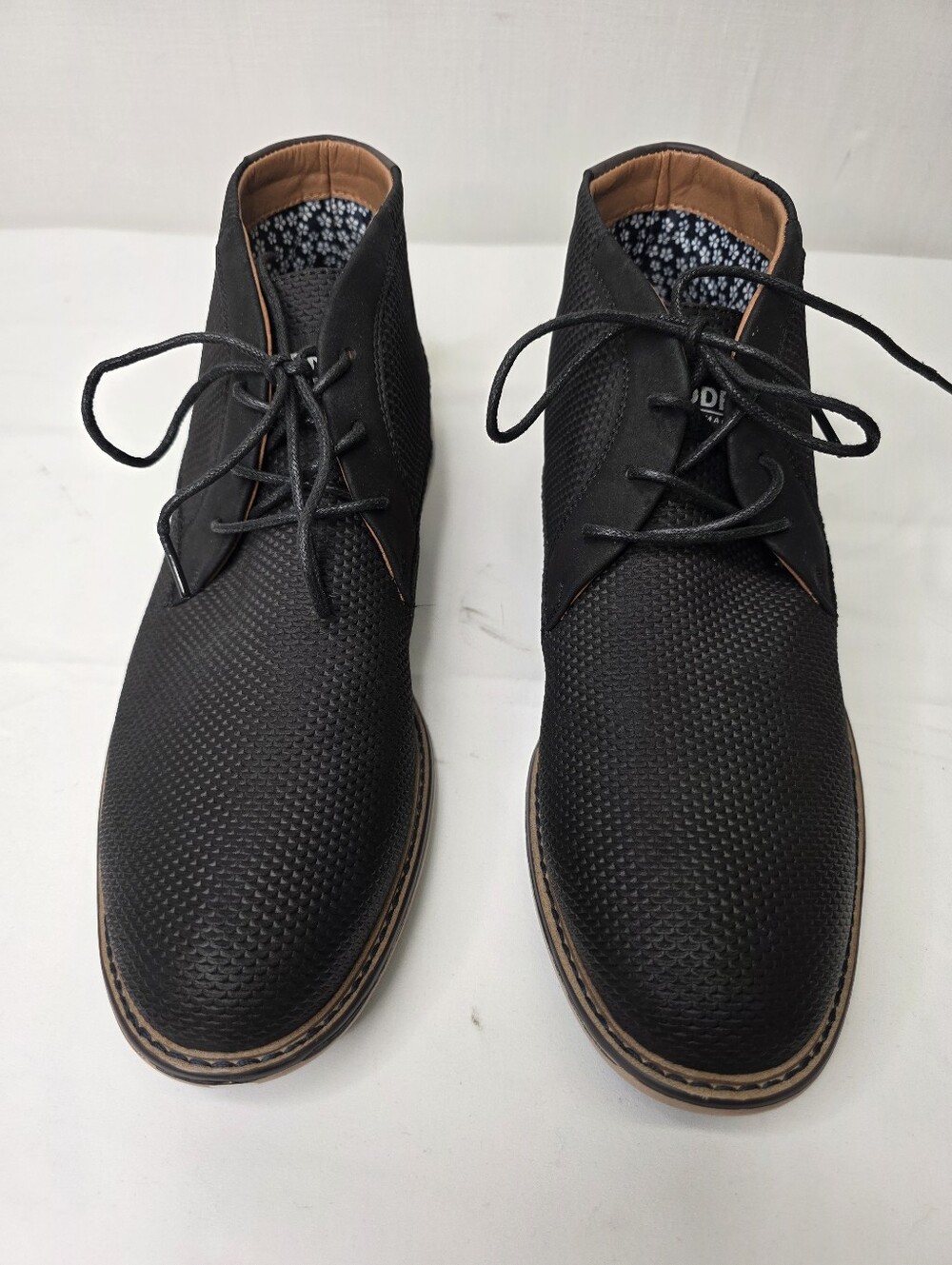 Madden by Steve Madden Black Textured Chukka Boots Size 11 Men's - Picture 3 of 9